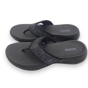Skechers On The Go 600 Mens Sandal 9 Flip Flop Thong Goga Mat Footbed Black NWOB